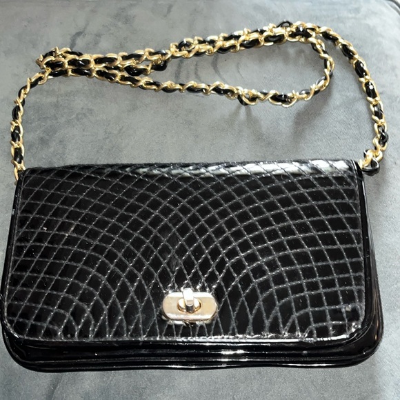 None Handbags - Faux Black Patent Leather Signature Crossbody Purse Bag with chain strap